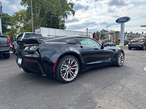 Used 2015 Chevrolet Corvette Z06 RWD image 4