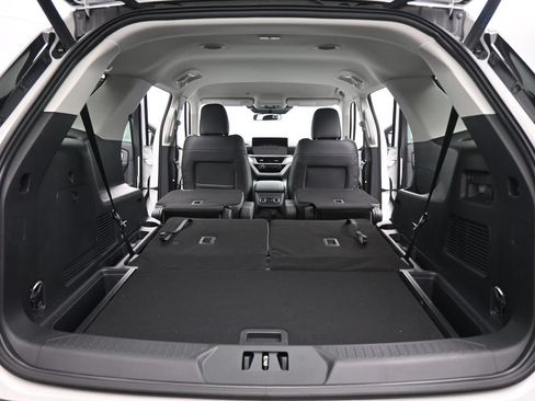 Used 2025 Ford Explorer Active RWD image 22