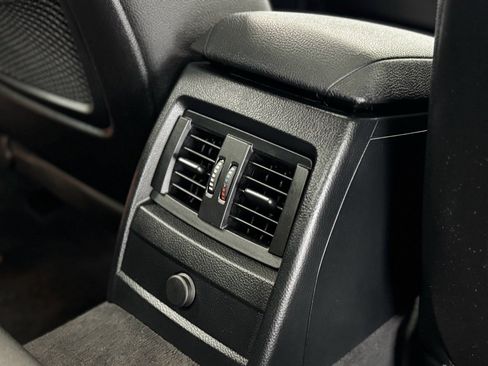 Used 2015 BMW 320i xDrive Sedan image 33