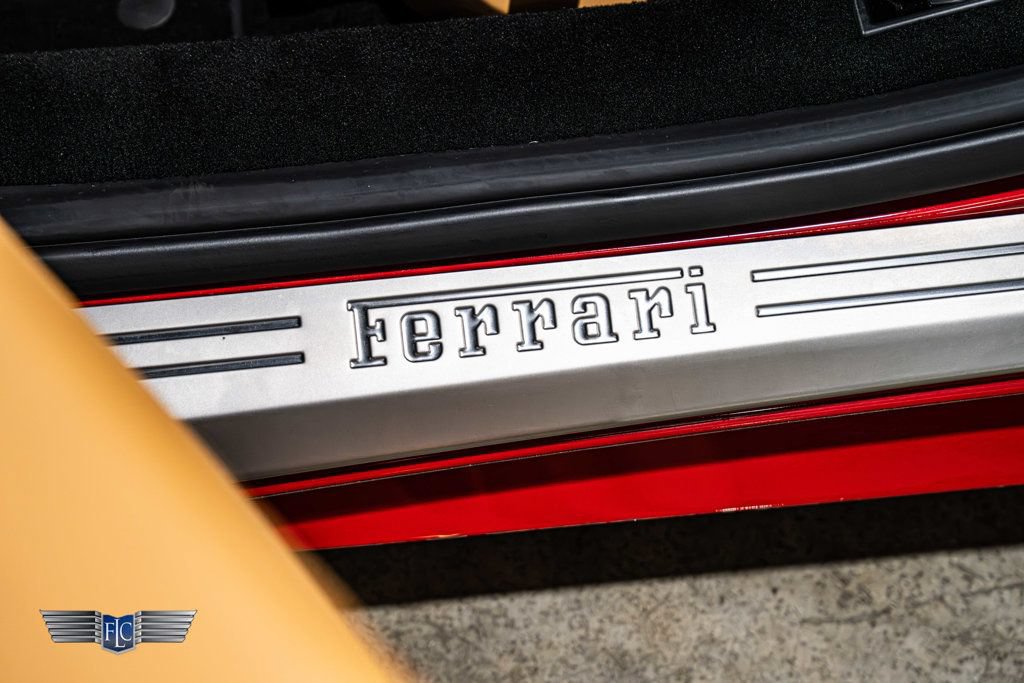 Used 2011 Ferrari 458 Italia Coupe RWD image 30