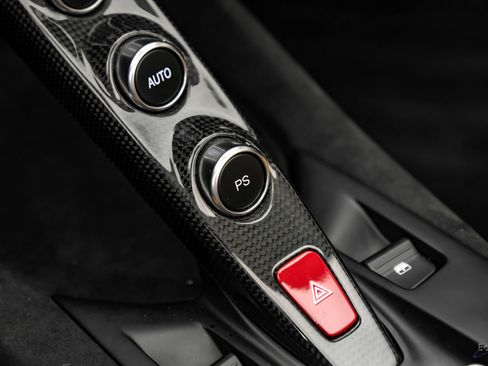 Used 2022 Ferrari 812 GTS RWD image 81