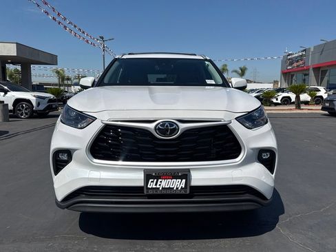 New 2026 Toyota Highlander XLE AWD/4WD image 3