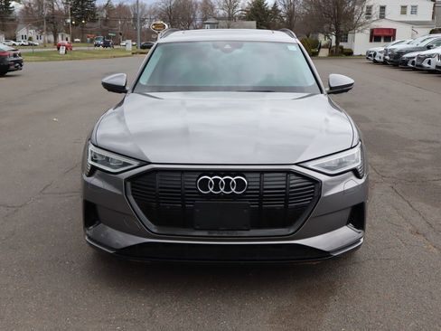 Used 2021 Audi e-tron Premium Plus w/ Premium Plus Package AWD/4WD image 3