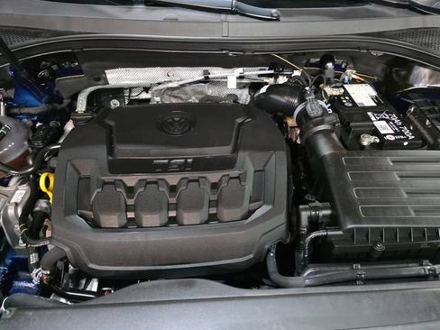 Used 2024 Volkswagen Tiguan SE AWD/4WD image 24