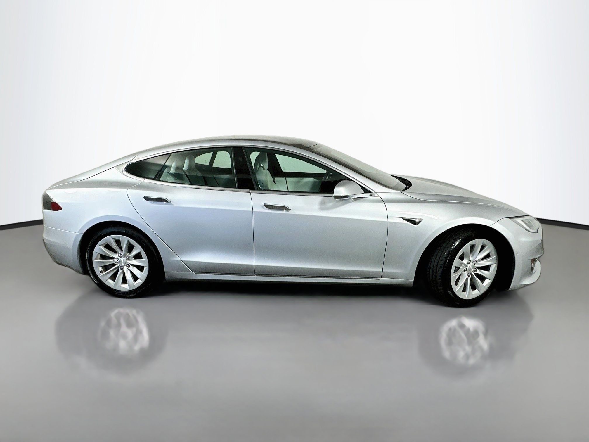 Used 2017 Tesla Model S 100D AWD/4WD image 8