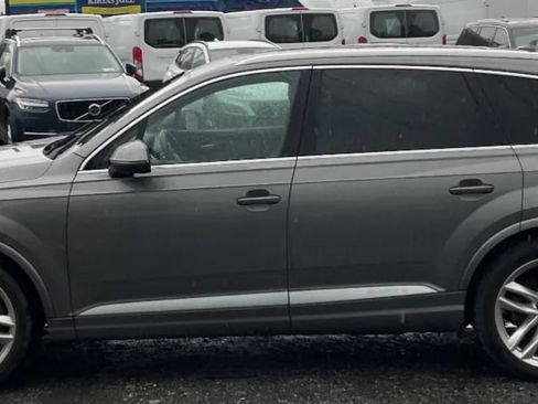 Used 2018 Audi Q7 3.0T Prestige w/ Prestige Package AWD/4WD image 2
