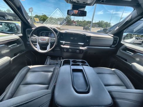 Used 2024 GMC Sierra 1500 SLT AWD/4WD image 20
