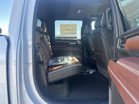 New 2026 GMC Sierra 2500 Denali Ultimate image 27