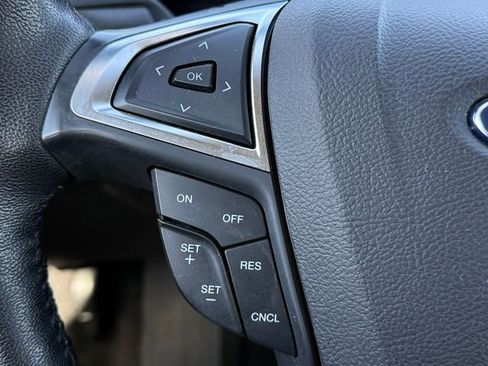 Certified 2017 Ford Fusion SE w/ Equipment Group 201A image 20