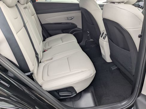 New 2025 Hyundai Tucson Limited image 24