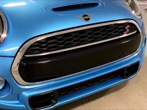 Used 2019 MINI Cooper S w/ Signature Upholstery Package image 30