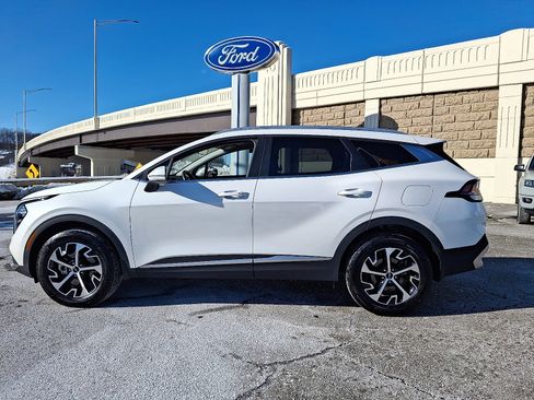 Certified 2023 Kia Sportage EX image 7