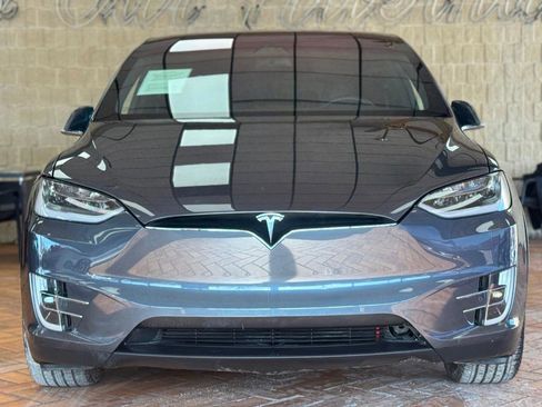 Used 2018 Tesla Model X 100D image 4