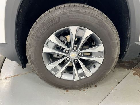 Used 2026 Chevrolet Equinox LT AWD/4WD image 22