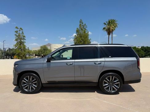 Used 2021 Cadillac Escalade Sport Platinum AWD/4WD image 4