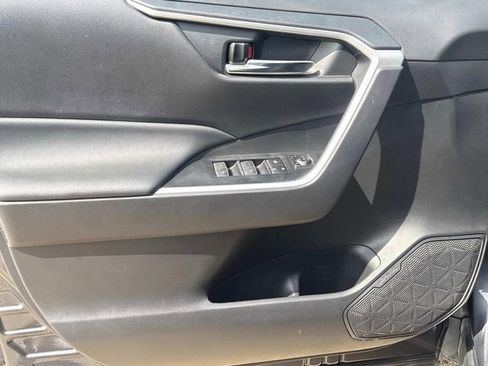 Used 2024 Toyota RAV4 XLE FWD image 26