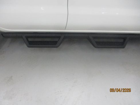 Used 2024 Nissan Frontier PRO-4X w/ Technology Package AWD/4WD image 10