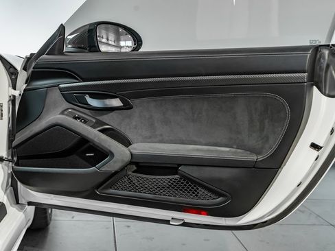 Certified 2024 Porsche 718 Cayman GT4 RS image 22