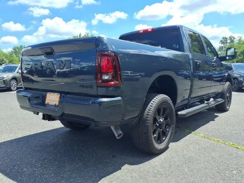 Certified 2025 RAM 2500 Big Horn AWD/4WD image 18