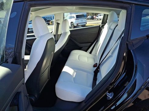 Used 2023 Tesla Model 3 Performance image 12