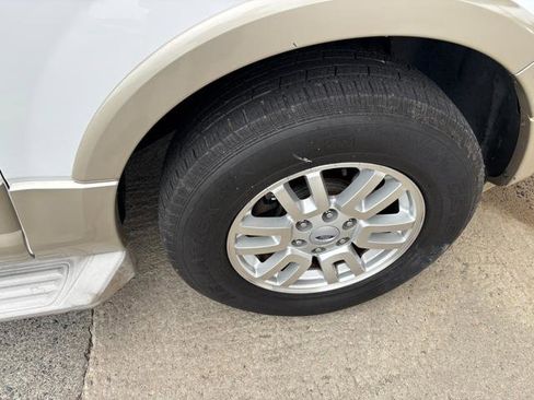 Used 2010 Ford Expedition EL Eddie Bauer AWD/4WD image 26
