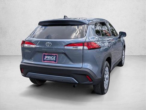 Used 2024 Toyota Corolla Cross L FWD image 5