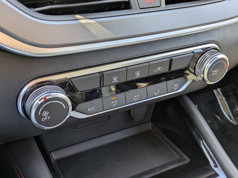 New 2025 Nissan Altima 2.5 SR image 20