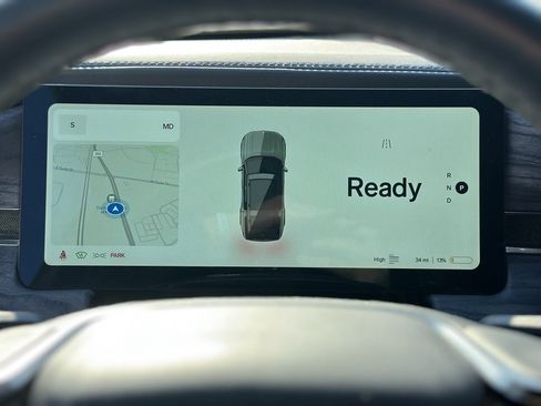 Used 2022 Rivian R1S Launch Edition image 16