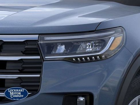 New 2026 Ford Explorer Active image 18
