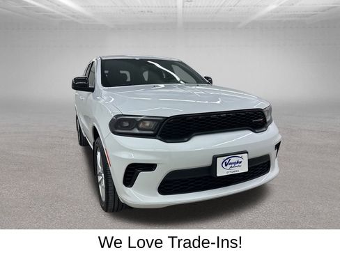 Used 2024 Dodge Durango GT image 3