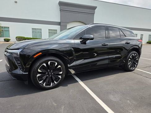 Used 2024 Chevrolet Blazer EV RS AWD/4WD image 11