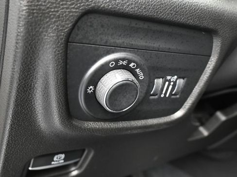 Used 2023 Jeep Grand Cherokee L Altitude image 14