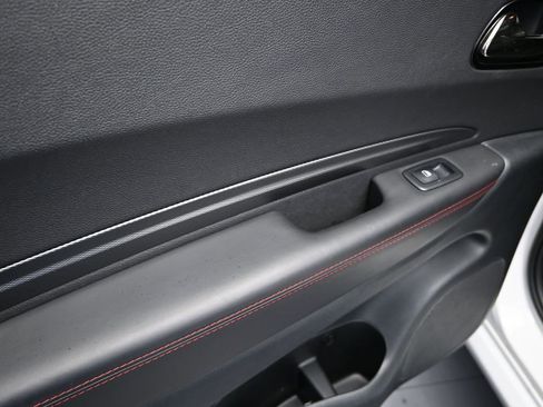 Used 2024 Dodge Durango GT image 15