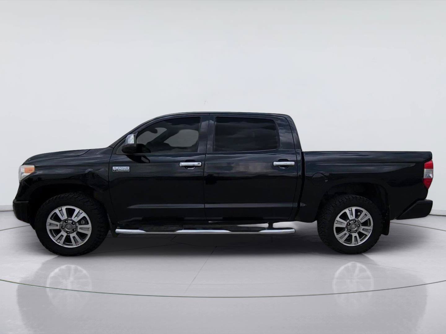 Used 2017 Toyota Tundra Platinum AWD/4WD image 5