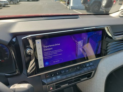 Certified 2025 Toyota Camry XLE w/ Premium Plus Package image 29