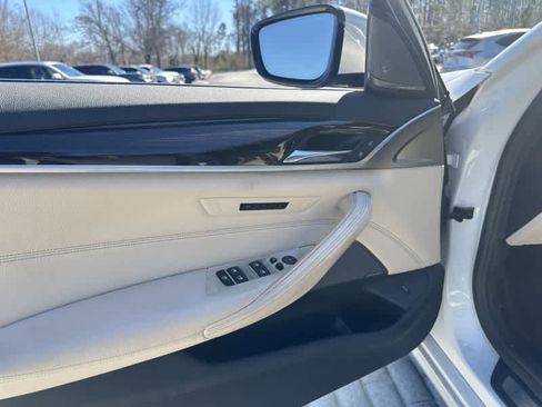 Used 2017 BMW 530i image 29