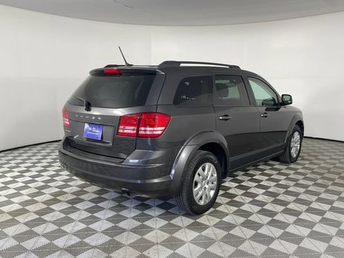 Used 2018 Dodge Journey SE w/ Connectivity Group FWD image 23