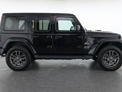 Used 2025 Jeep Wrangler Unlimited Sport AWD/4WD image 11