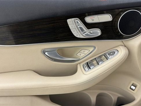 Used 2016 Mercedes-Benz GLC 300 4MATIC image 11