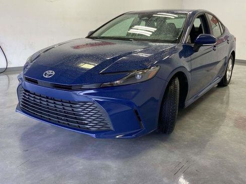 Certified 2025 Toyota Camry LE image 7