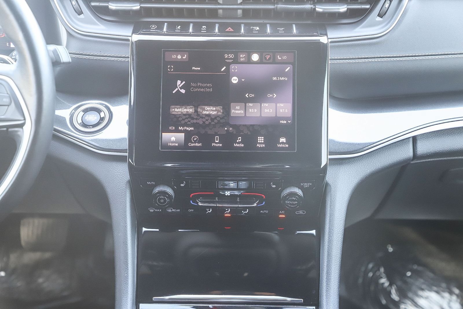 Used 2022 Jeep Grand Cherokee L Laredo RWD image 13