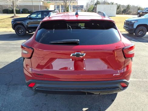 New 2026 Chevrolet Trax RS w/ Sunroof Package image 6