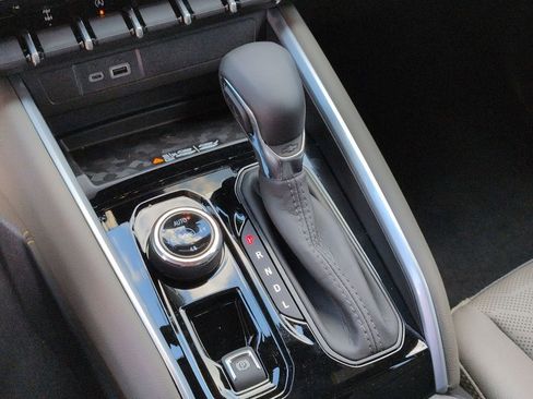 New 2026 Chevrolet Colorado ZR2 w/ Technology Package image 15