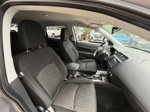 Used 2025 Mitsubishi Outlander Sport ES AWD/4WD image 9