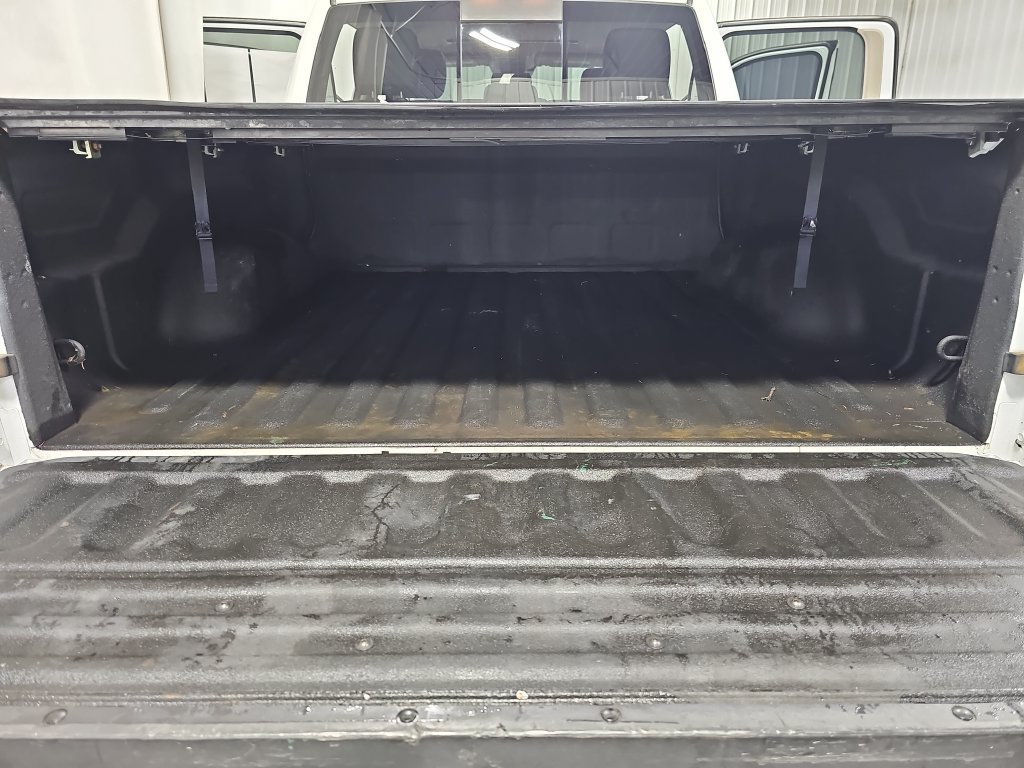 Used 2017 RAM 1500 Laramie w/ Convenience Group AWD/4WD image 12