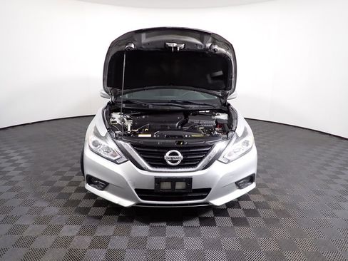 Used 2018 Nissan Altima 2.5 SV image 7