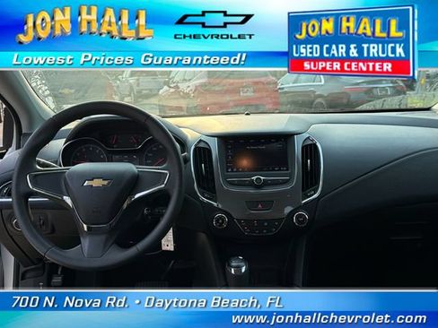 Used 2019 Chevrolet Cruze LS FWD image 19