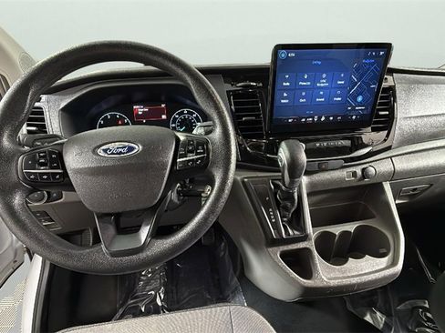 Used 2023 Ford Transit 350 XLT image 19