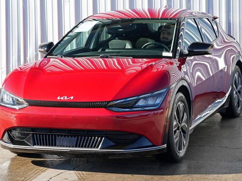 Used 2022 Kia EV6 Wind image 47