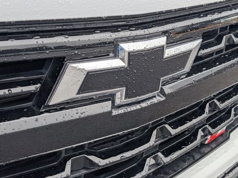 Used 2023 Chevrolet Silverado 1500 LT Trail Boss w/ LT Trail Boss Premium Package image 5